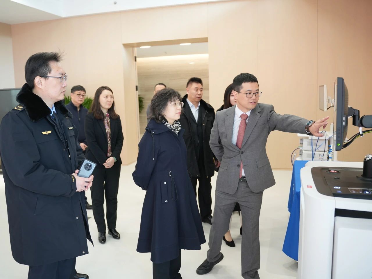 北京市藥監局領(lǐng)導一行蒞臨海杰亞醫療開(kāi)展春節前安全督導檢查及座談?wù){研